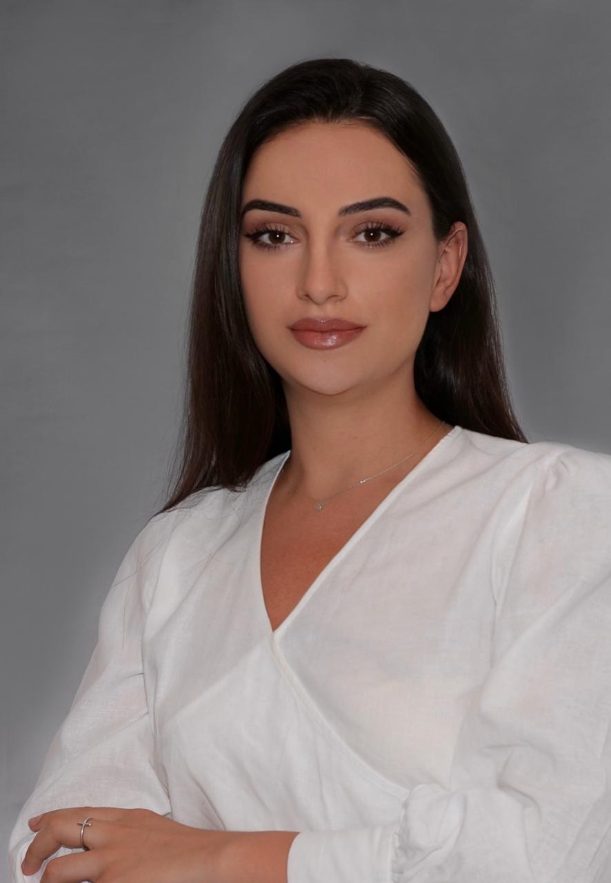 Redina Canaku